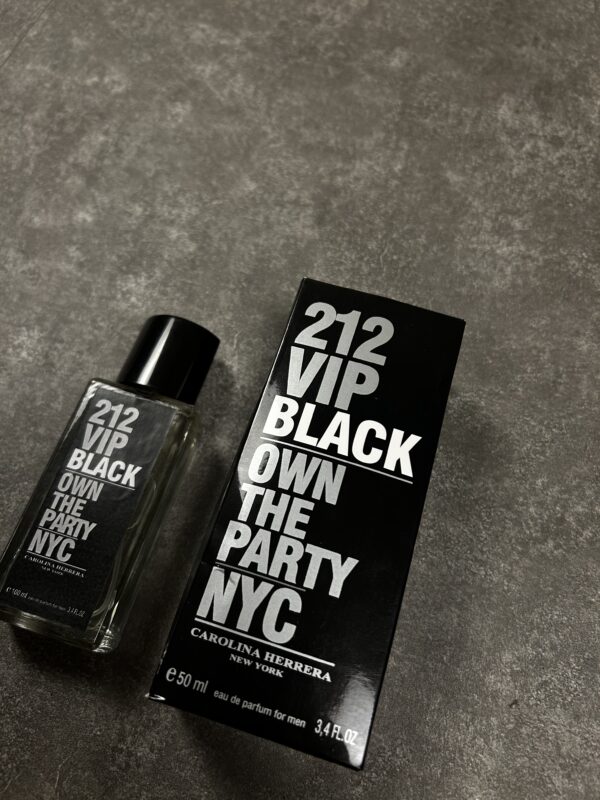 Perfume 212 VIP BLACK - Imagem 3