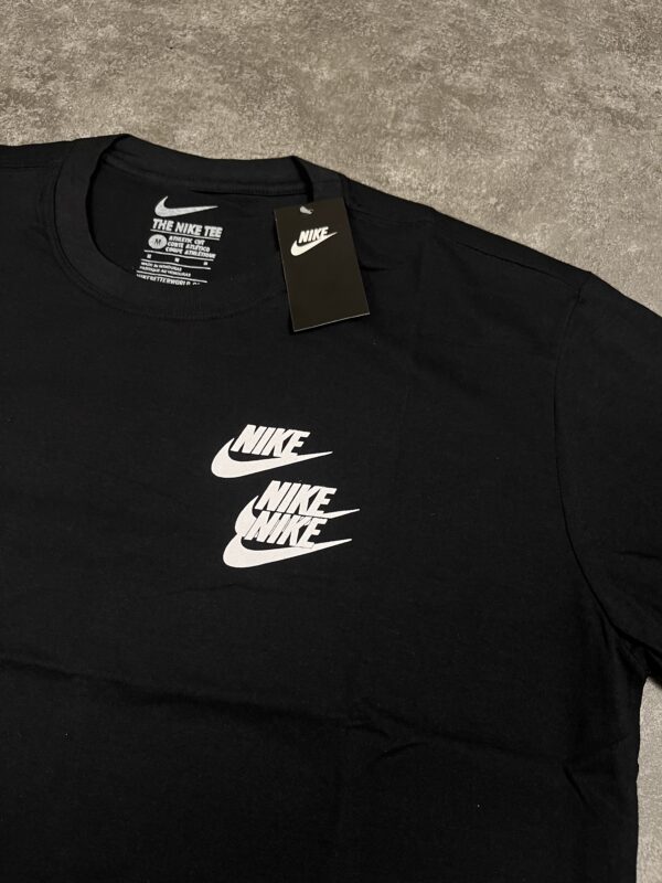 Camiseta WORLD TOUR - Imagem 7