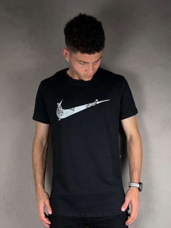 Camiseta SPORTSWEAR - Imagem 2