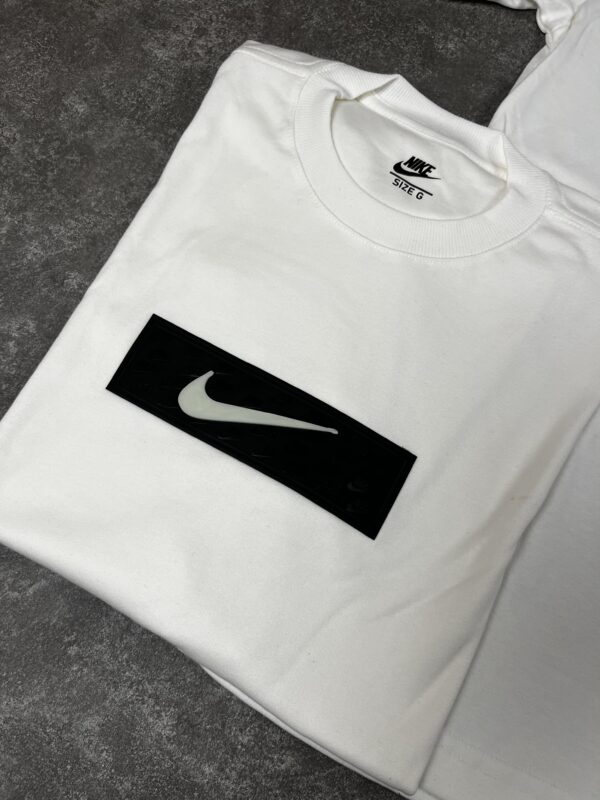 Camiseta DFCT CLOAK SWOOSH - Imagem 5