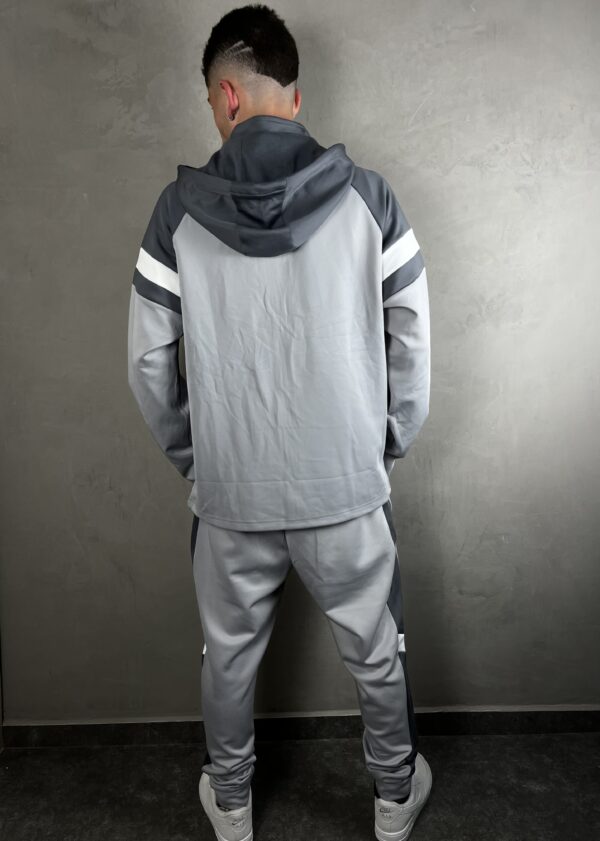 Conjunto SPORTSWEAR - Imagem 2