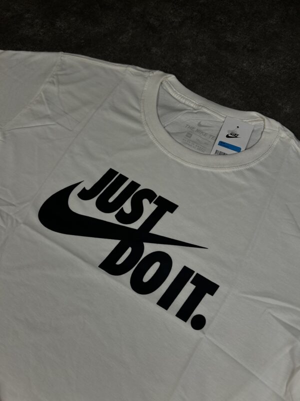Camiseta PLUS - Imagem 3
