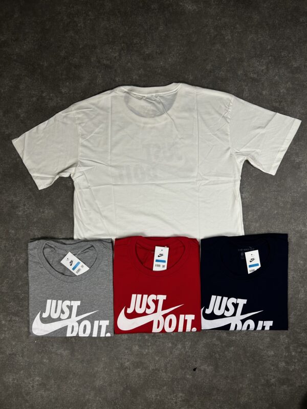 Camiseta PLUS - Imagem 2
