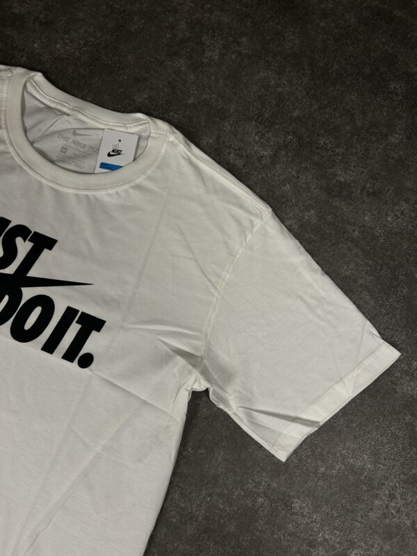 Camiseta PLUS - Imagem 5