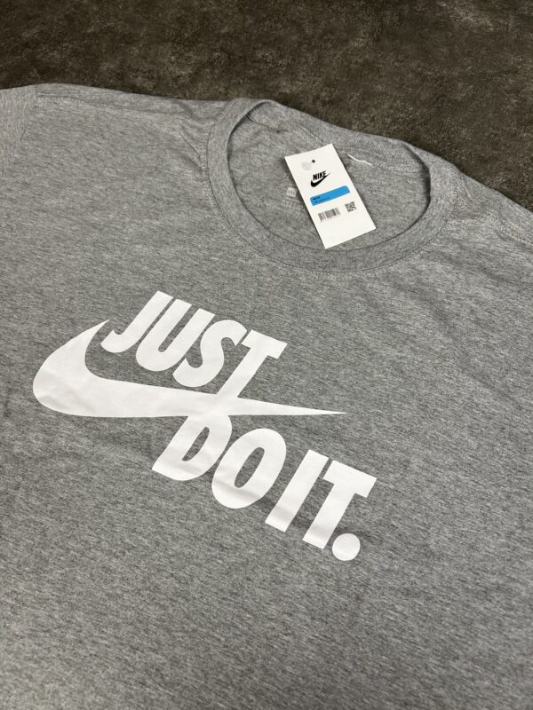 Camiseta PLUS - Imagem 7